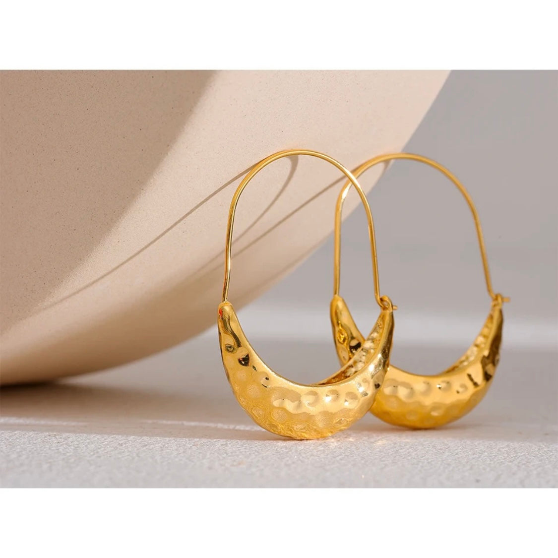 Riley Drop Earrings